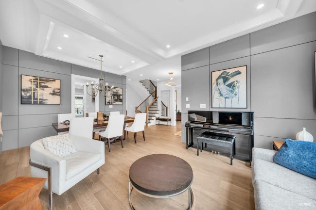 06_Living Room 2.jpg