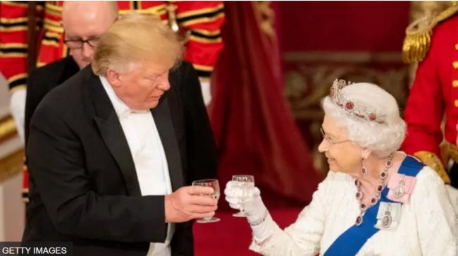 川普突然认怂, 放弃吞并加拿大! 竟是因为他?